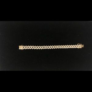 15 in. Golden guilt bracelet